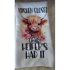 Kitchen Closed Towel